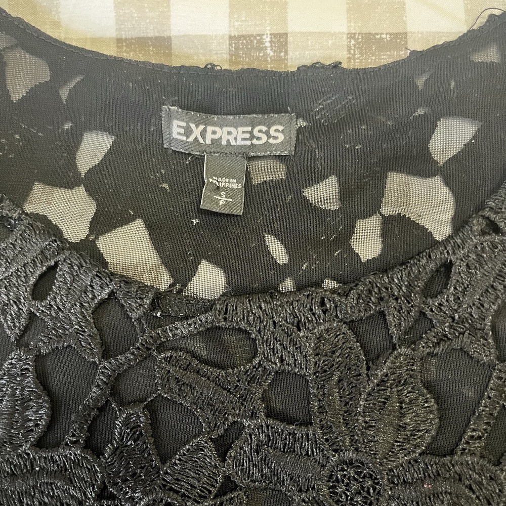 Express Women's Floral Lace Sleeveless Blouse Size S Black Business Career‎ - Picture 2 of 6